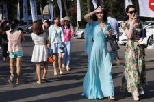 沙河上海商务伴游男雇用(上海雇用高端伴游一天20万)