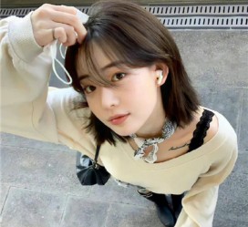沙河伴游女生云微微的资料