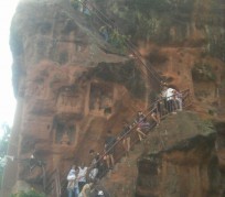 沙河乐山旅游攻略(乐山旅游攻略自由行路线推荐)