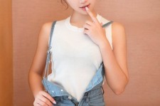 沙河包含上海兼职女伴游模特预约小薇微信的词条