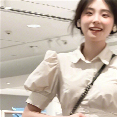 沙河高端纯出女孩雇用(高端名媛定造)奢华游艇豪侈生活月入50W