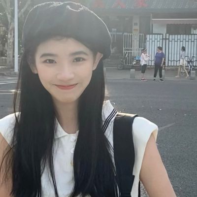 沙河商务伴游带客户去看海豚表演
