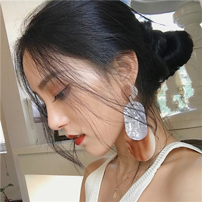 沙河伴游女生张悦然的资料