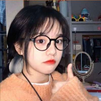 沙河伴游女生荣晴的资料