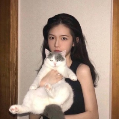 沙河伴游女生杨芃寒的资料