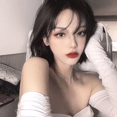 沙河伴游女生李幻极的资料