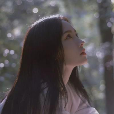 沙河伴游女生秦鹿鸣的资料
