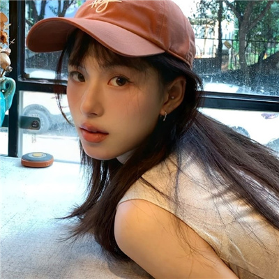 沙河伴游女生杨梦研的资料