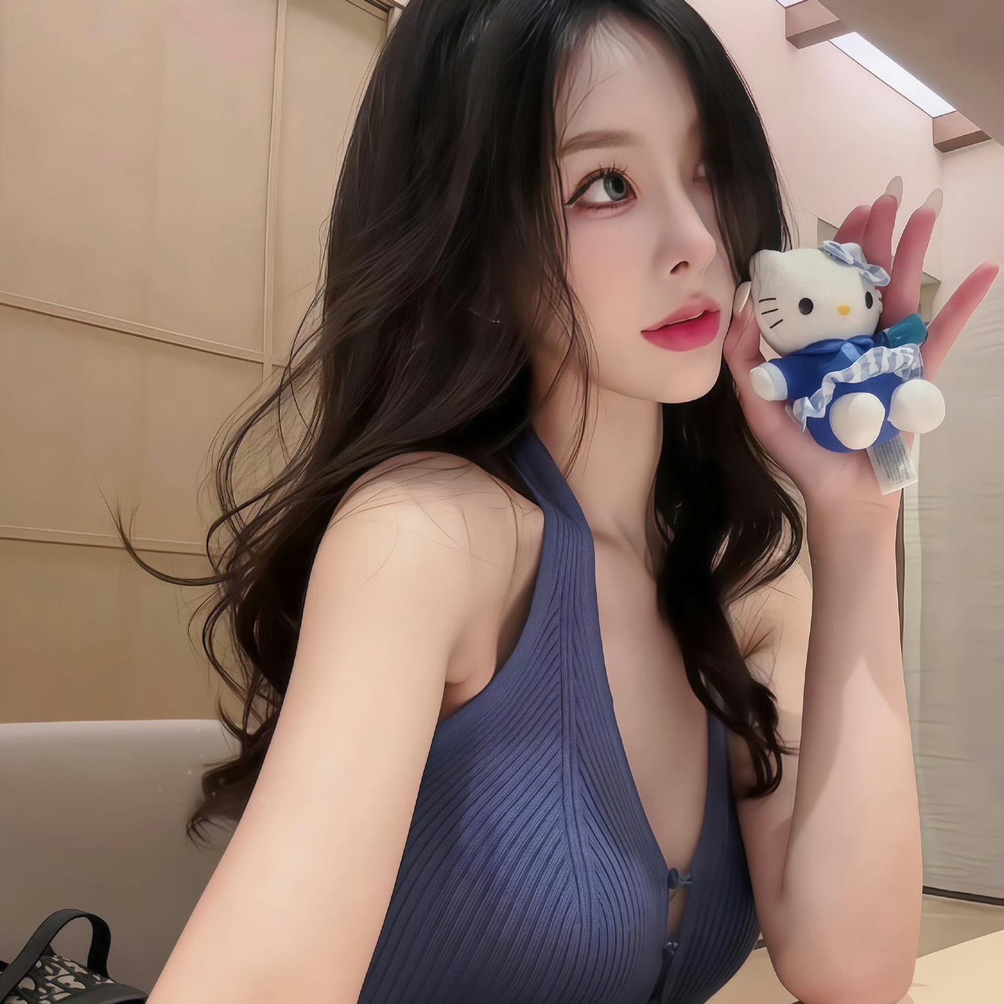沙河伴游女生鹿小婷的资料