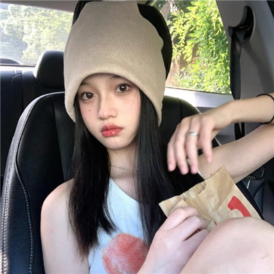 沙河伴游女生乙傲薇的资料