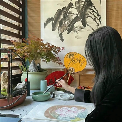 沙河伴游女生源又菡的资料