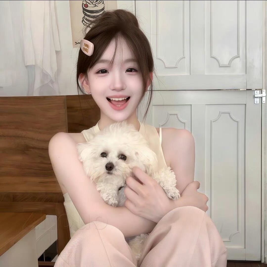 沙河伴游女生周小婷的资料